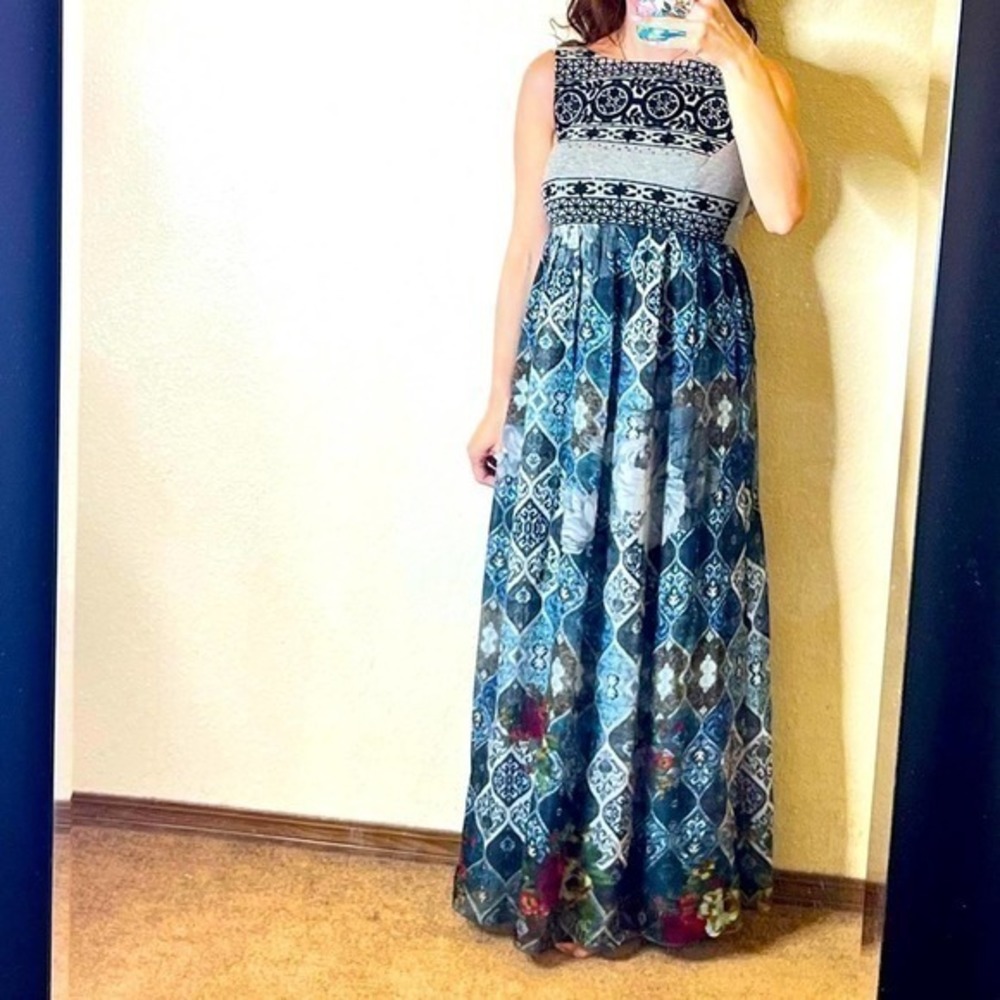 Hemant & Nandita floral embellished maxi long wedding vacation dress XS 00